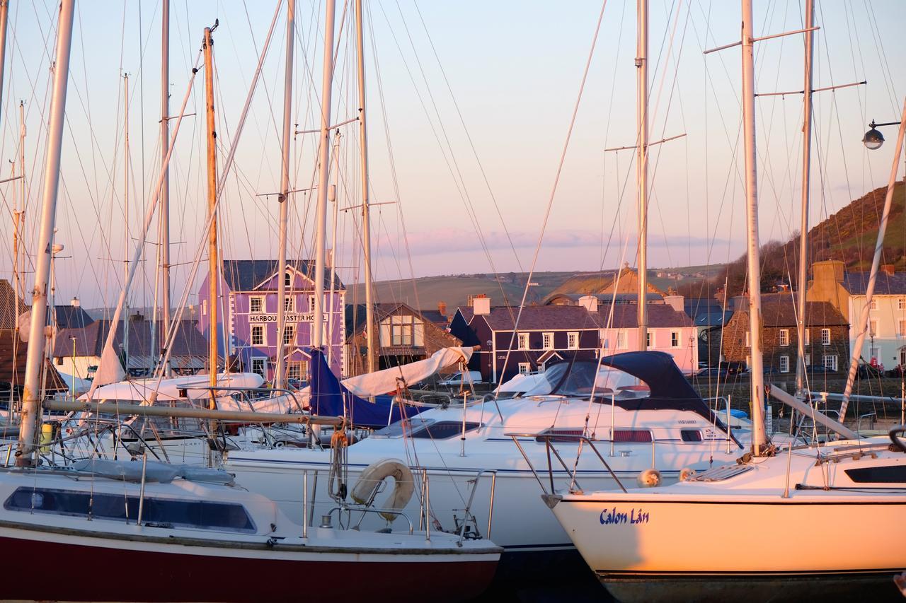 Harbourmaster Hotel Aberaeron Exterior photo