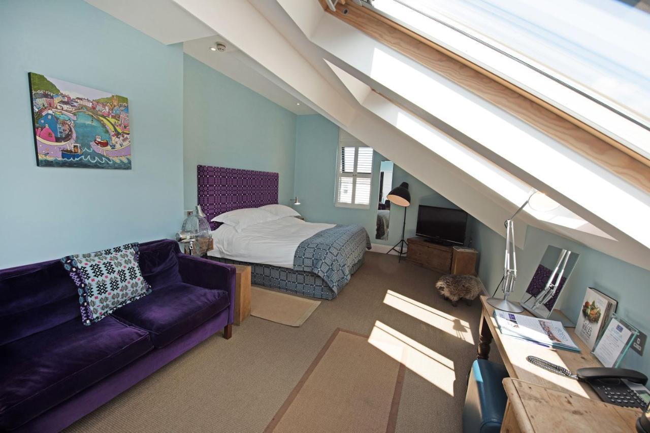 Harbourmaster Hotel Aberaeron Exterior photo